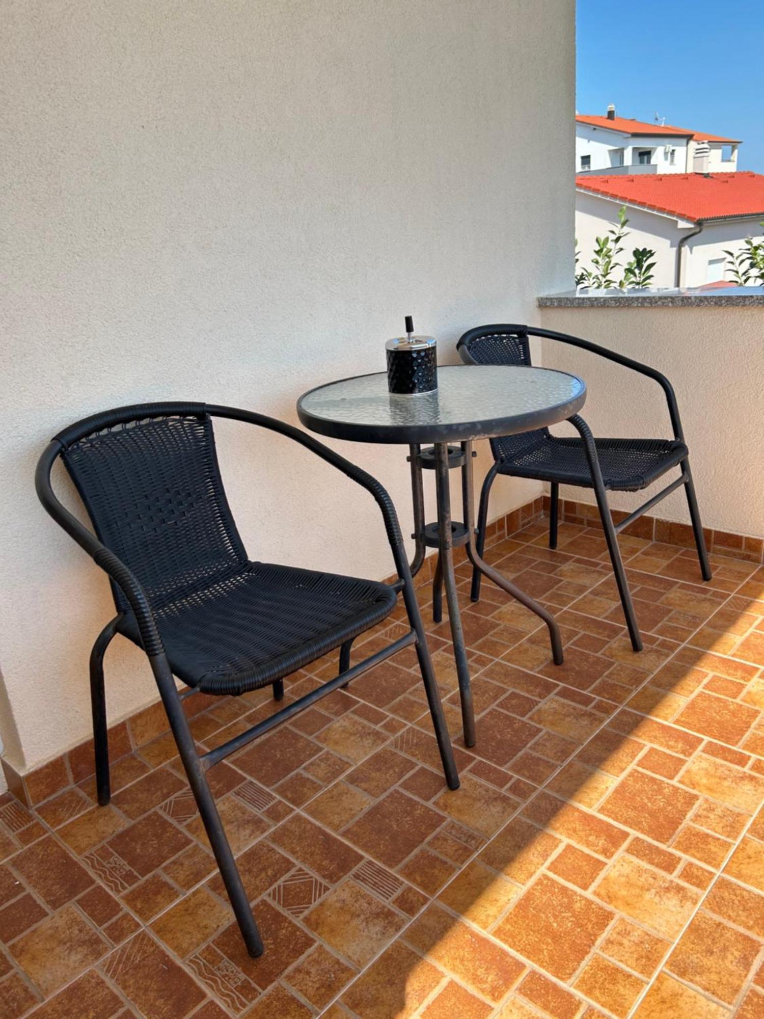 Ferienwohnung Noa Pula Exterior foto